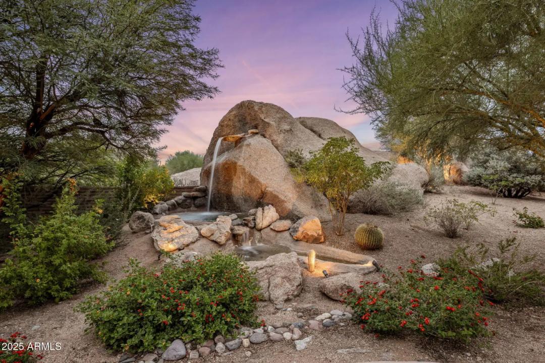 Real Estate Picture 5