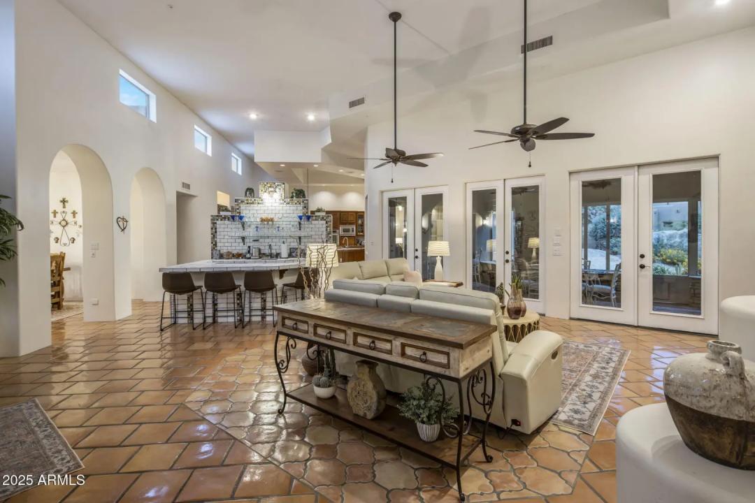 Real Estate Picture 19