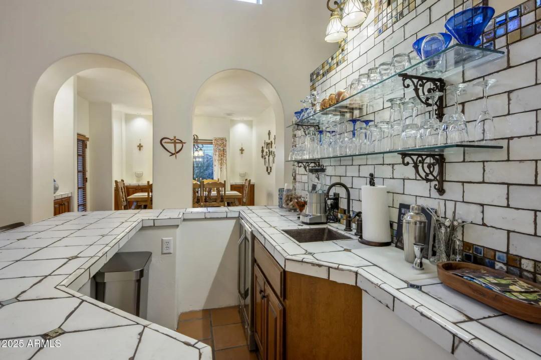 Real Estate Picture 21