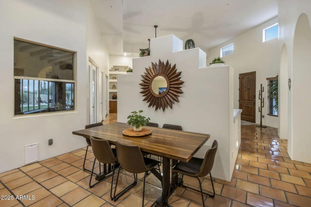 Real Estate Picture 23