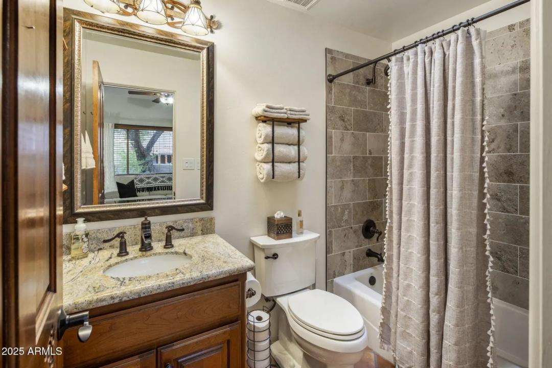 Real Estate Picture 48