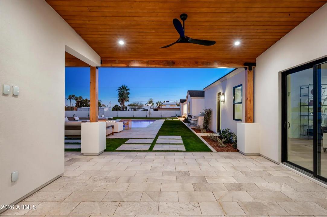 Real Estate Picture 29