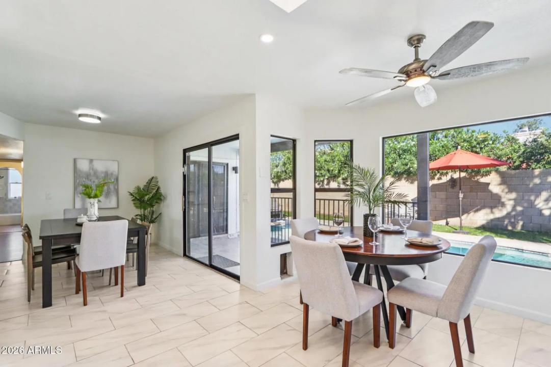 Real Estate Picture 12