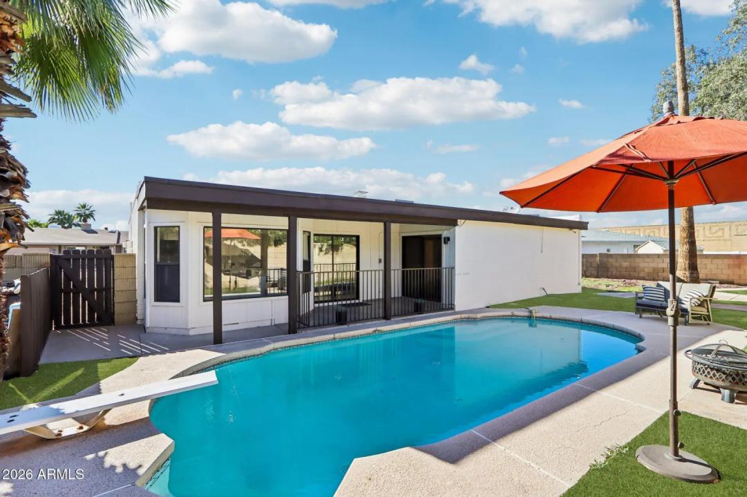 Real Estate Picture 29