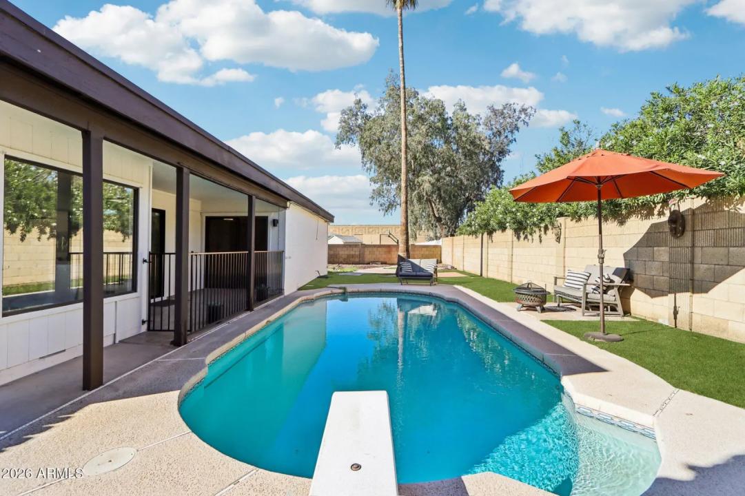 Real Estate Picture 32