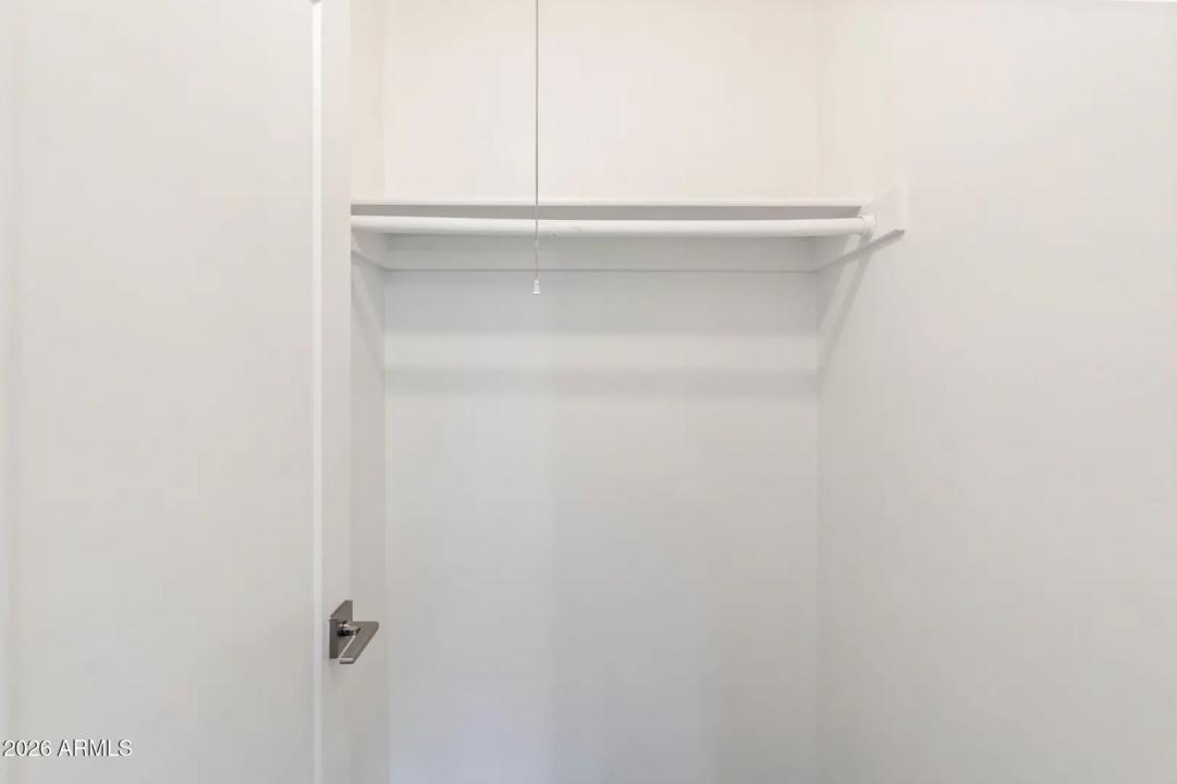 Real Estate Picture 11