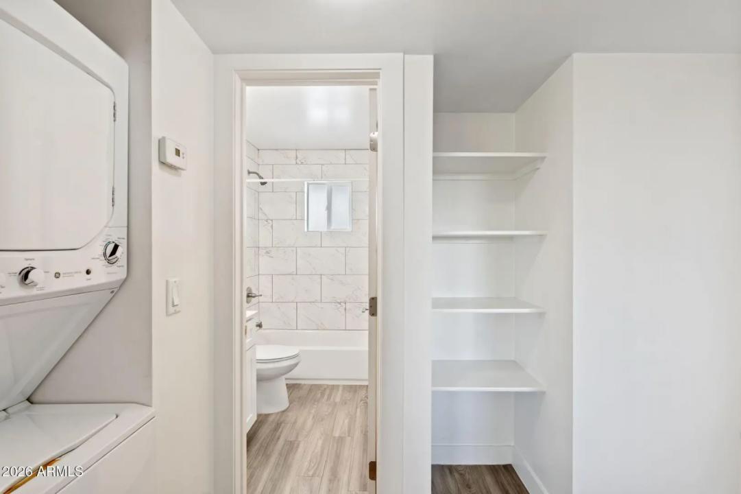 Real Estate Picture 16