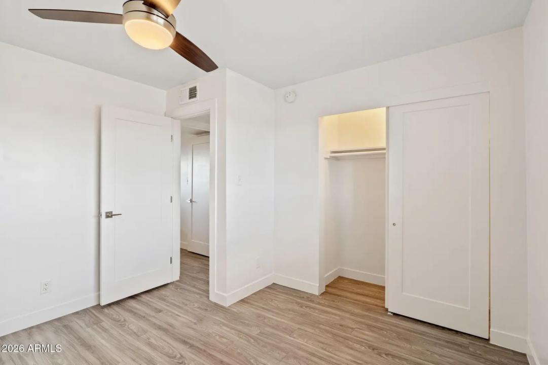 Real Estate Picture 17