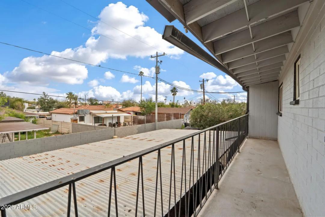 Real Estate Picture 24