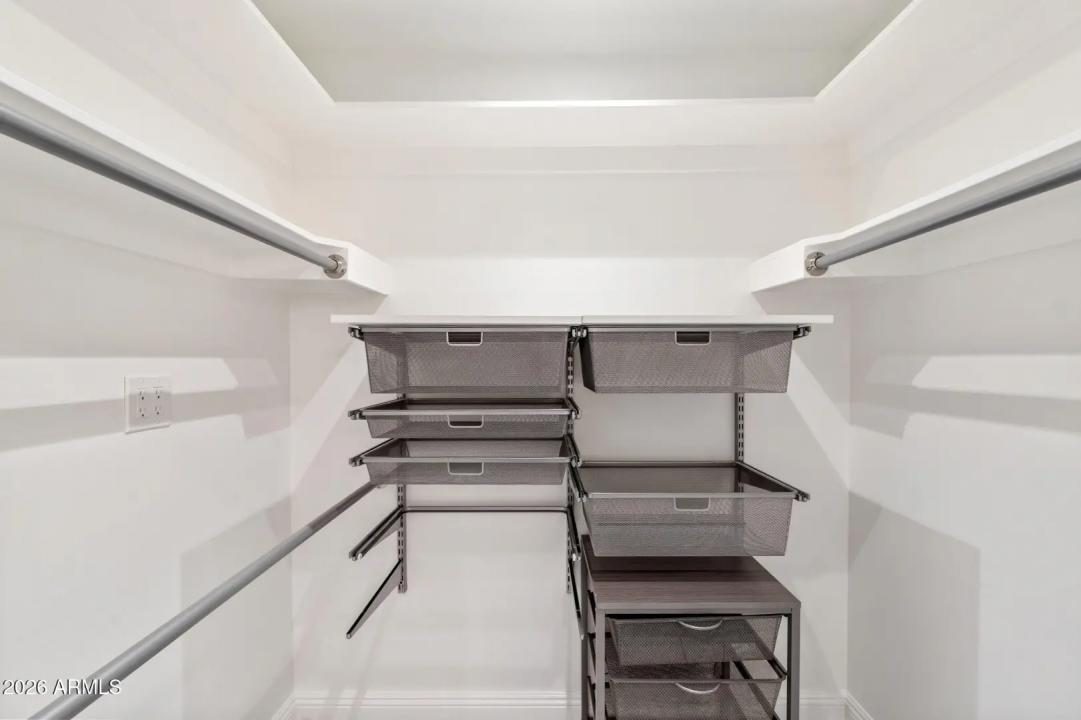 Real Estate Picture 24