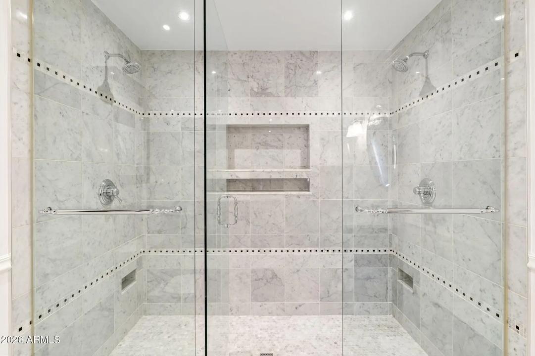 Real Estate Picture 27