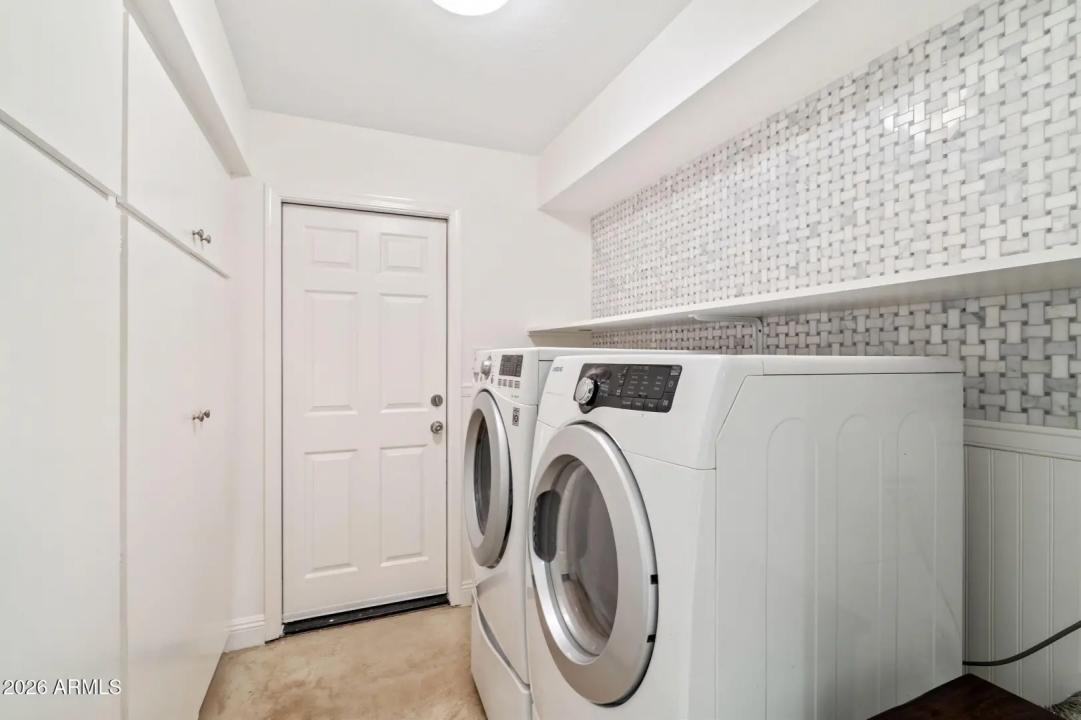 Real Estate Picture 31