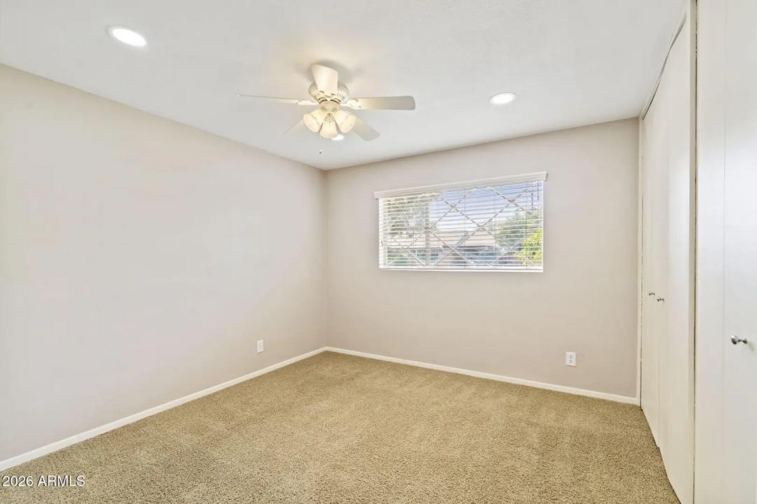 Real Estate Picture 27