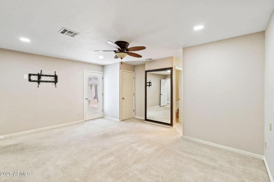 Real Estate Picture 42