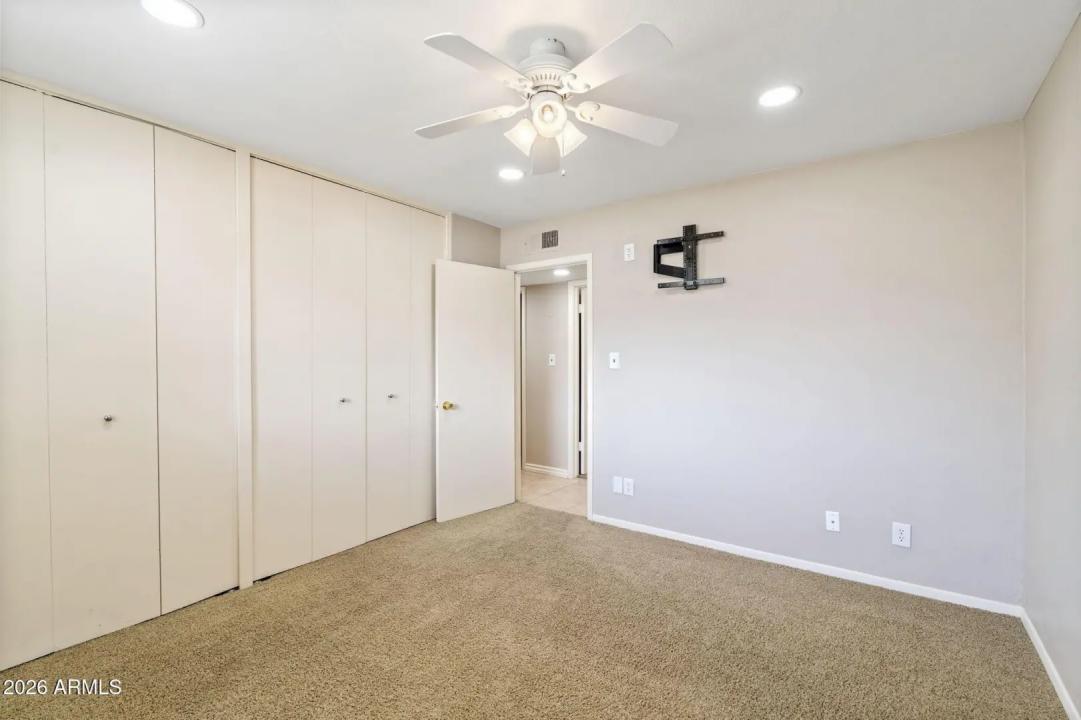 Real Estate Picture 21