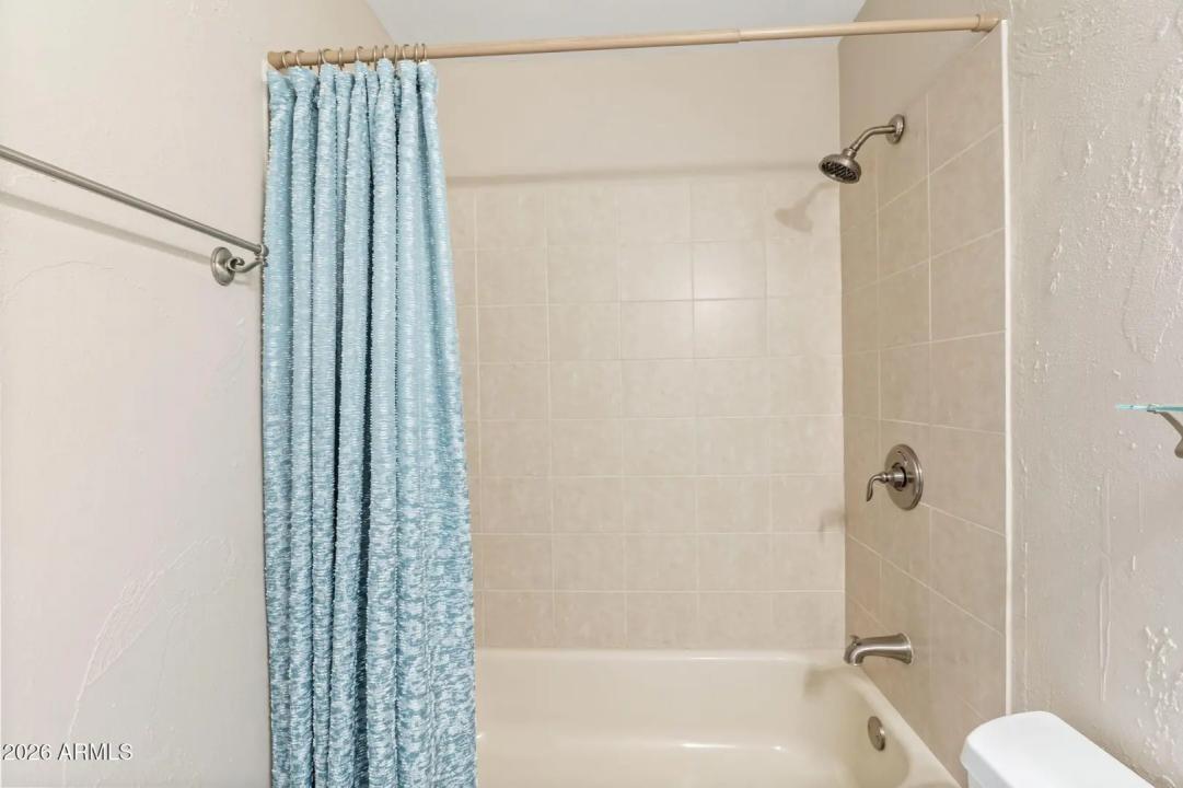 Real Estate Picture 26