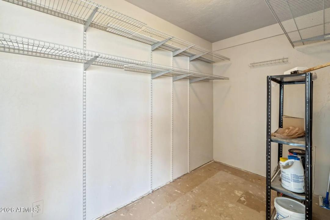 Real Estate Picture 29