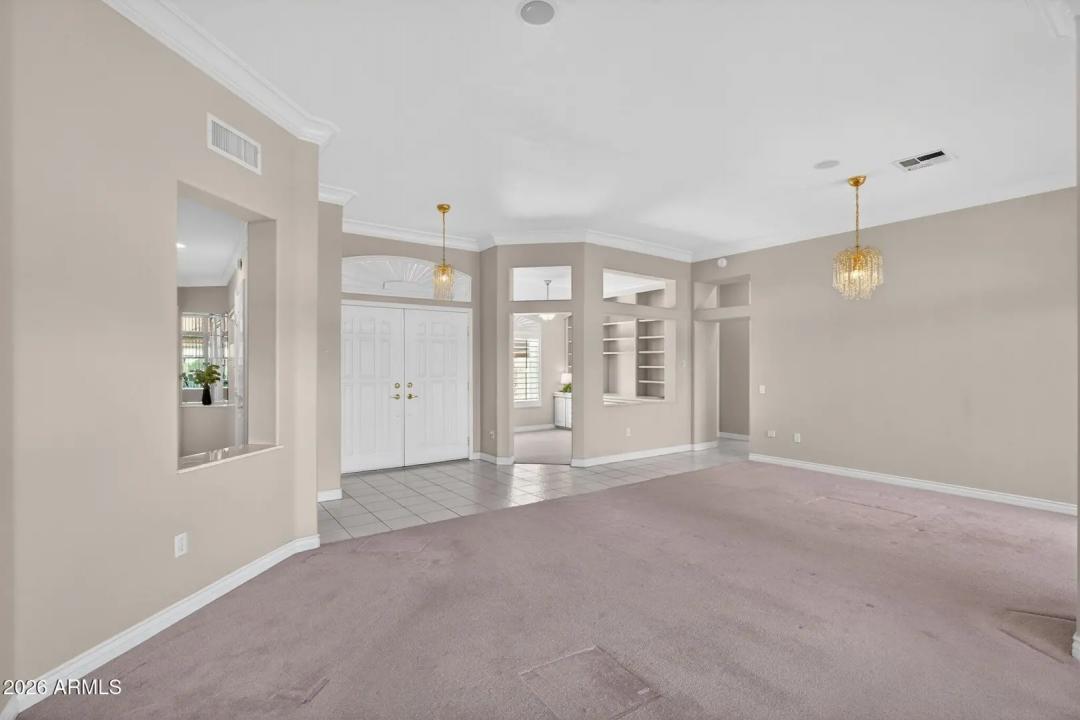 Real Estate Picture 3