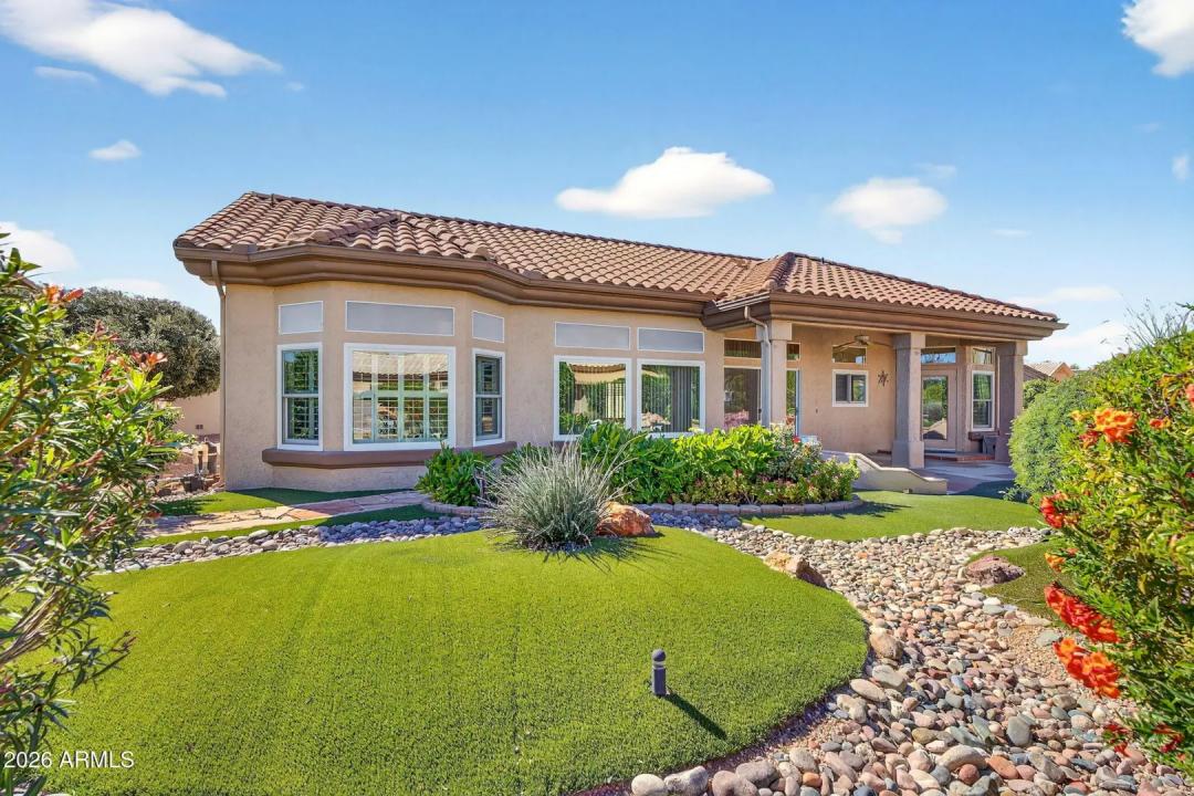 Real Estate Picture 16