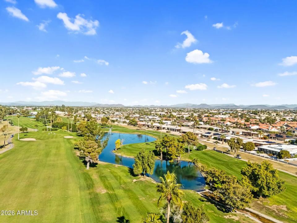 Real Estate Picture 23