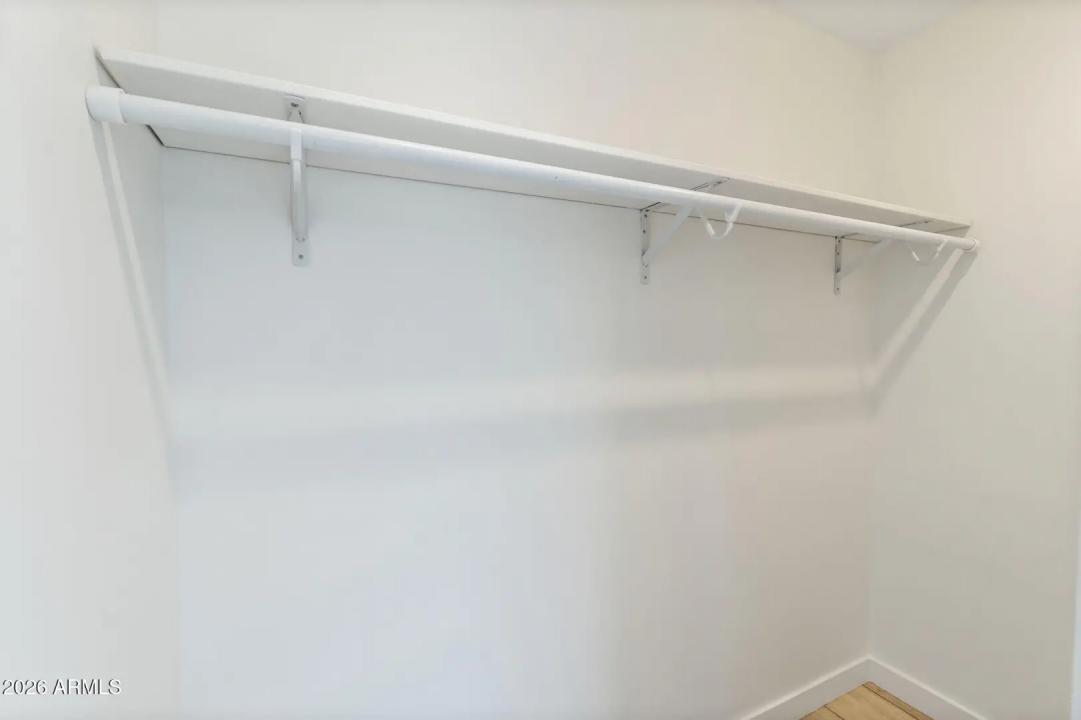 Real Estate Picture 22