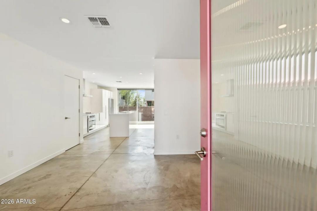 Real Estate Picture 2