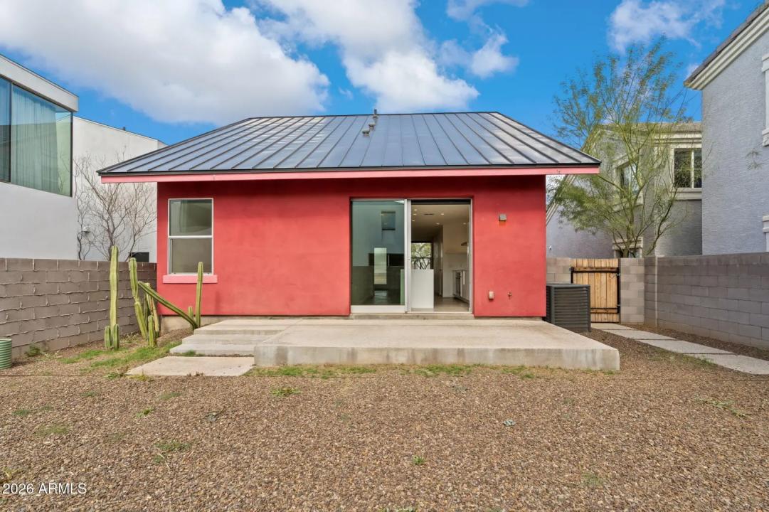 Real Estate Picture 32