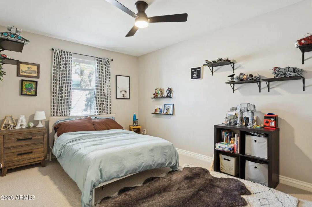 Real Estate Picture 21