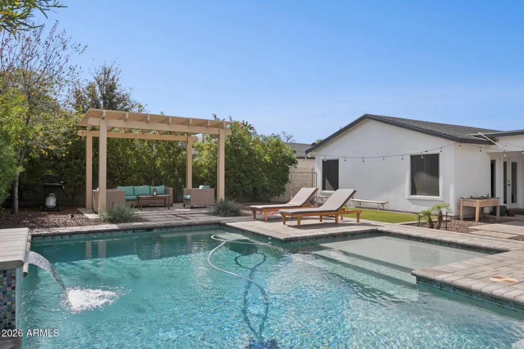 Real Estate Picture 31