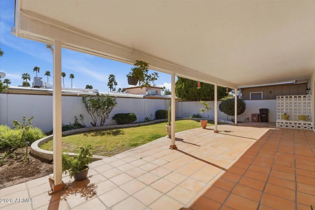 Real Estate Picture 25