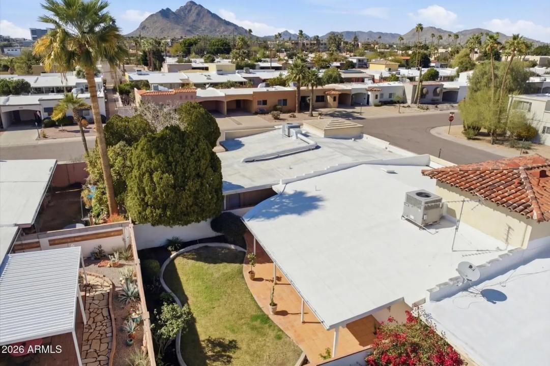 Real Estate Picture 28