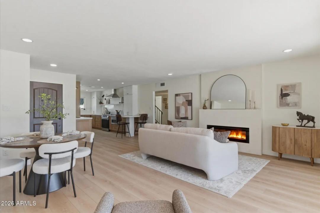 Real Estate Picture 1