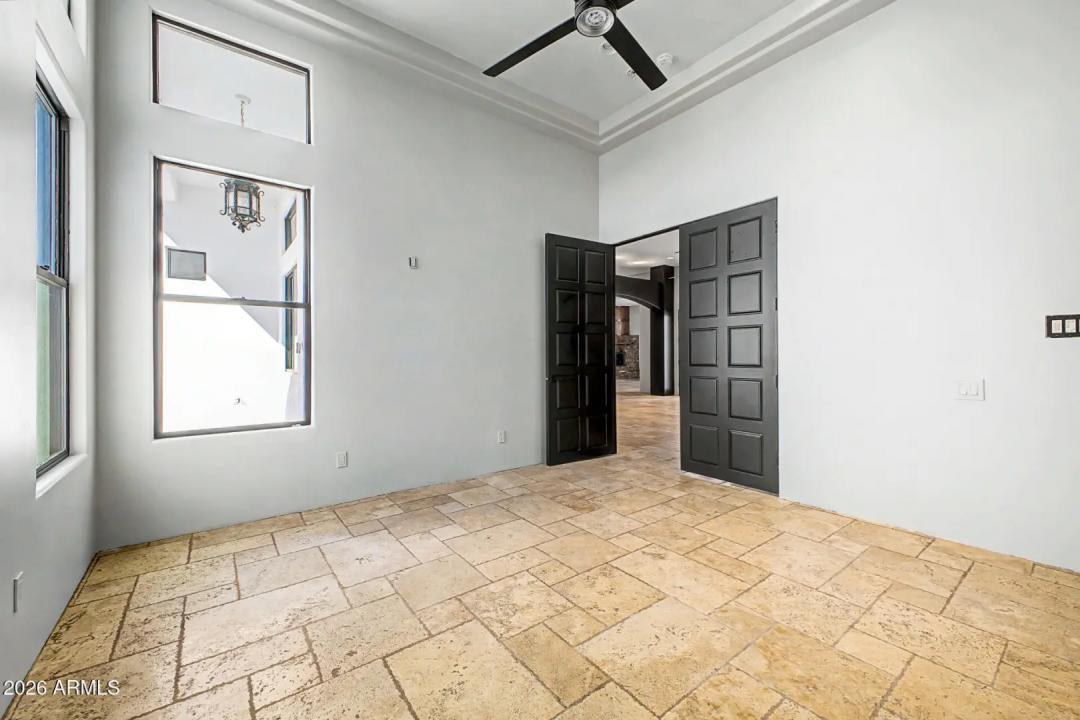 Real Estate Picture 30