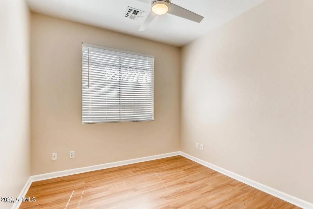 Real Estate Picture 20