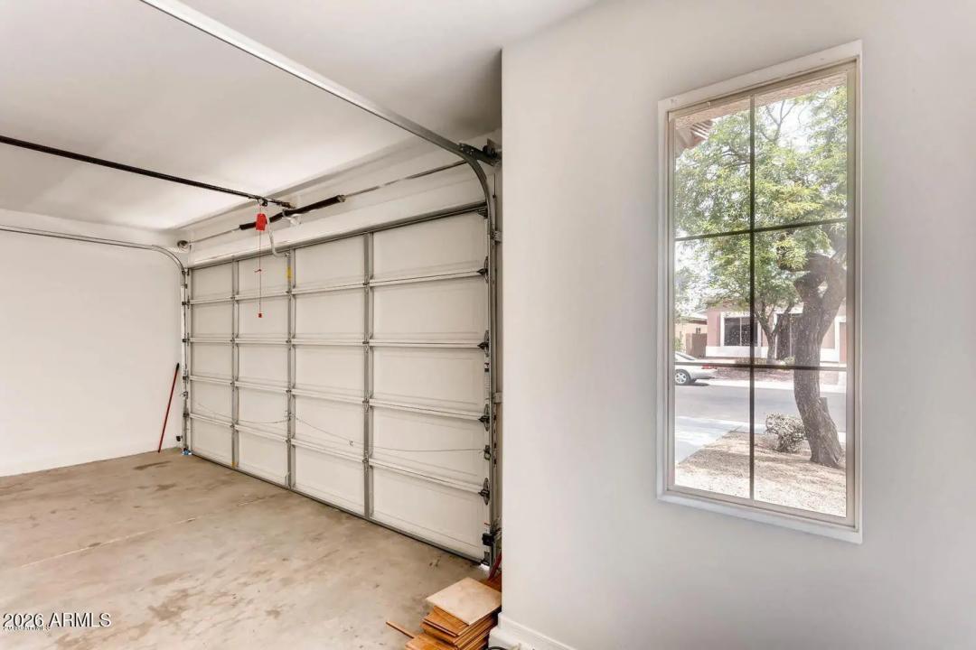 Real Estate Picture 23