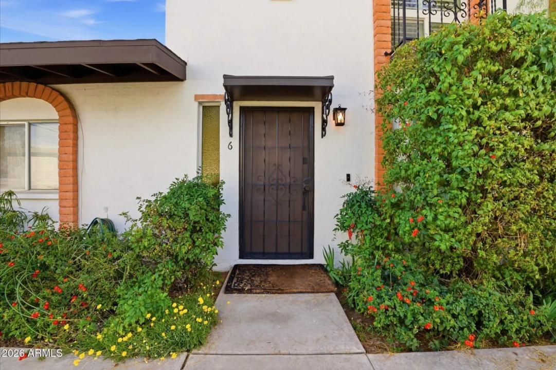 Real Estate Picture 1