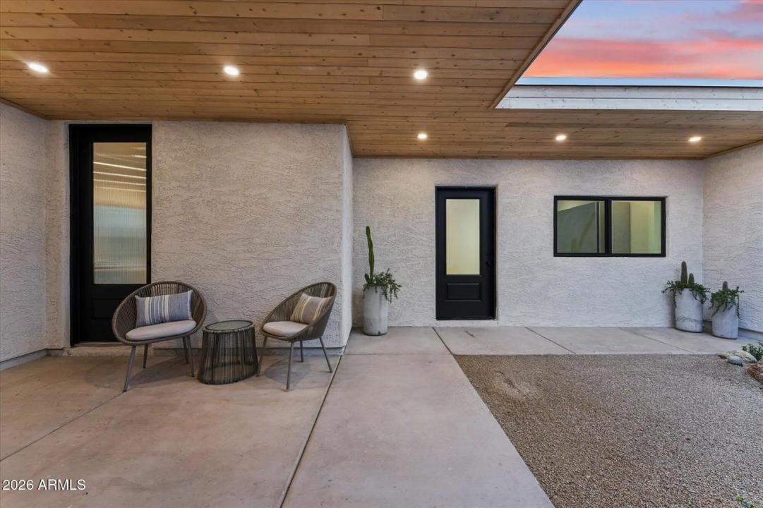 Real Estate Picture 2