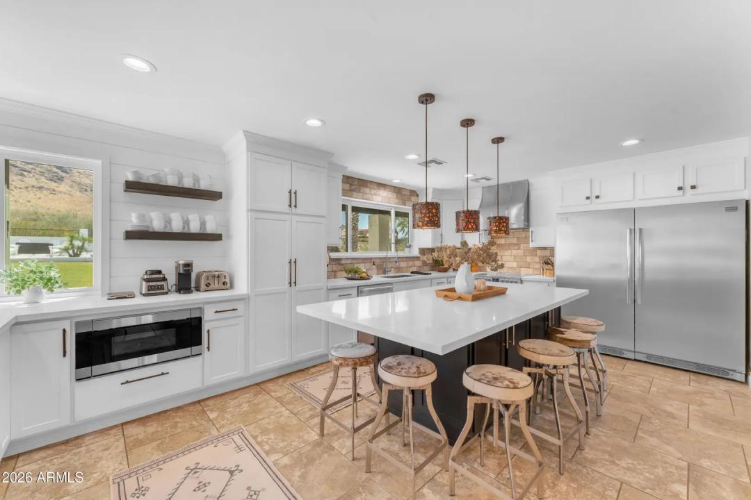 Real Estate Picture 21