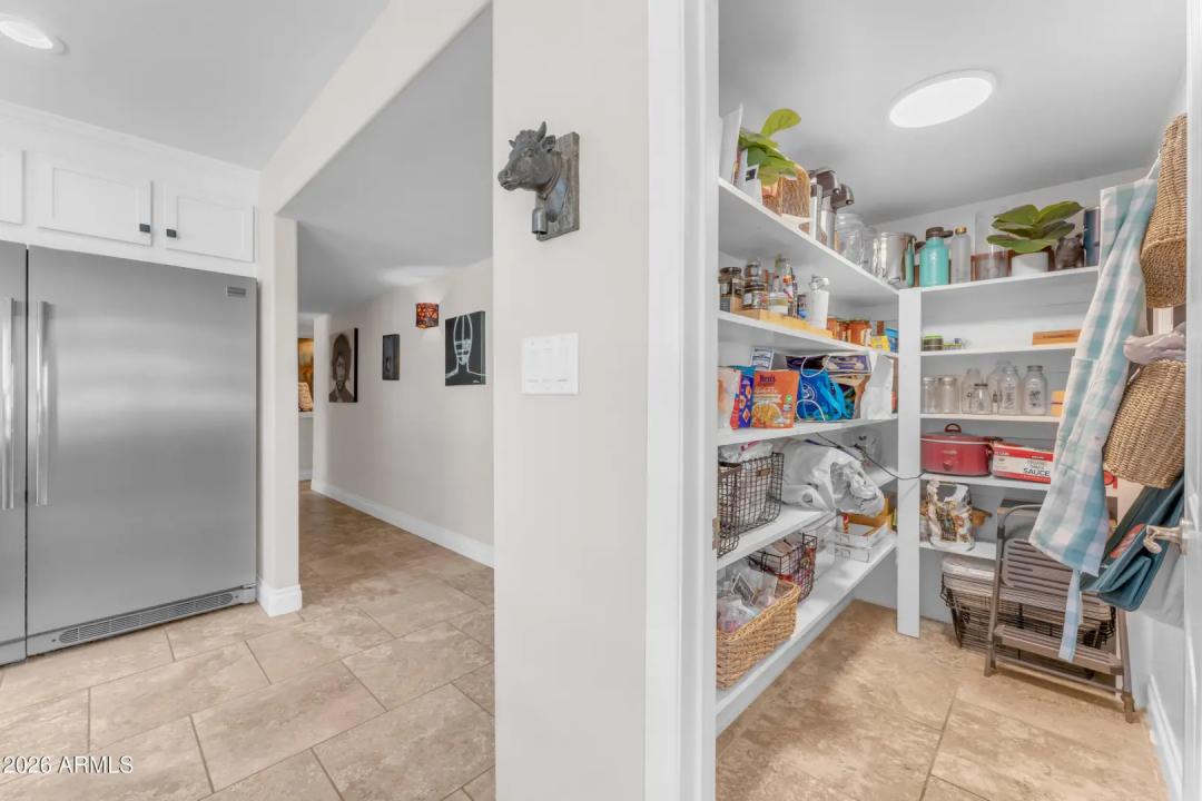 Real Estate Picture 28