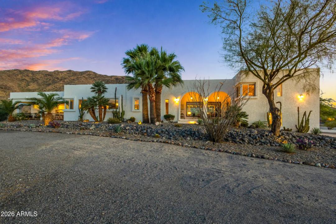 Real Estate Picture 3