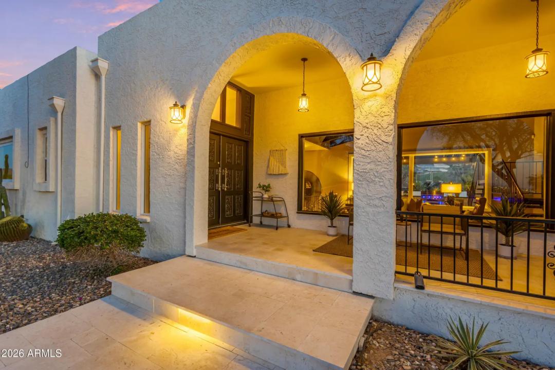 Real Estate Picture 11