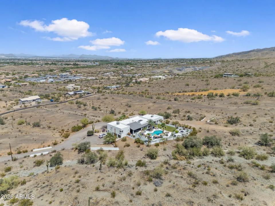 Real Estate Picture 104