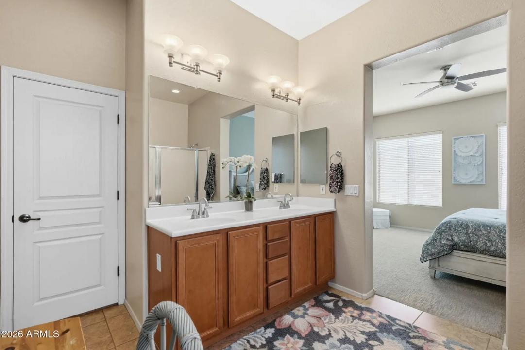 Real Estate Picture 19