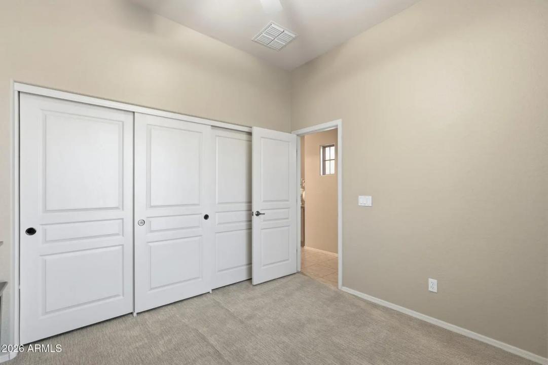 Real Estate Picture 24