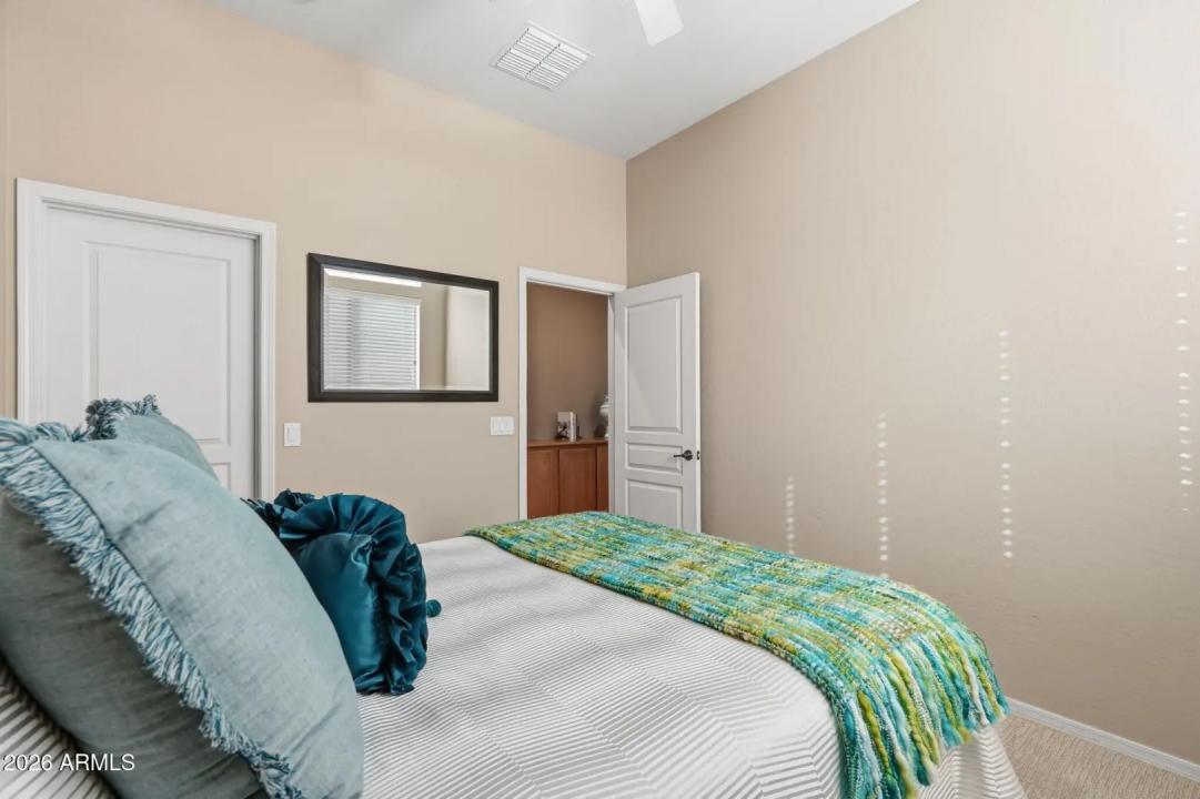 Real Estate Picture 21