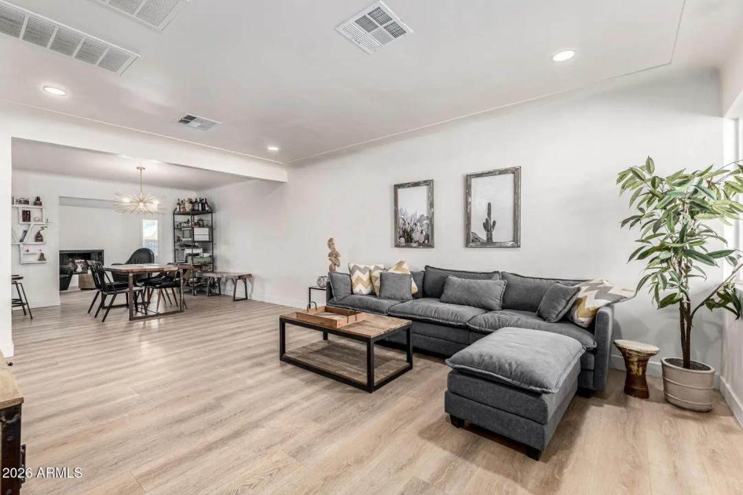 Real Estate Picture 2