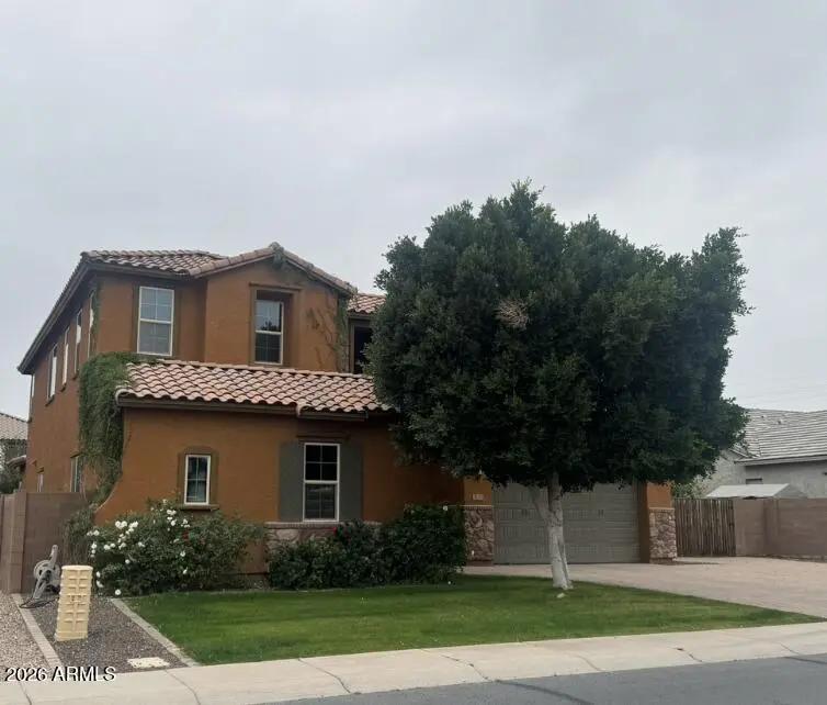 Real Estate Picture 2