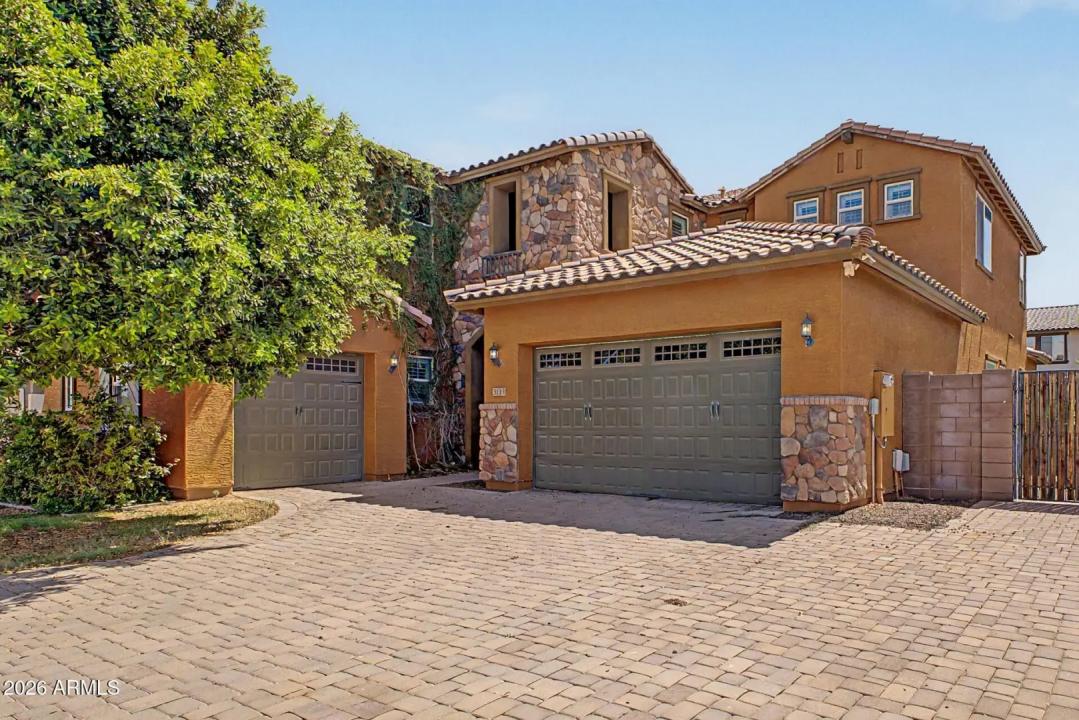 Real Estate Picture 53