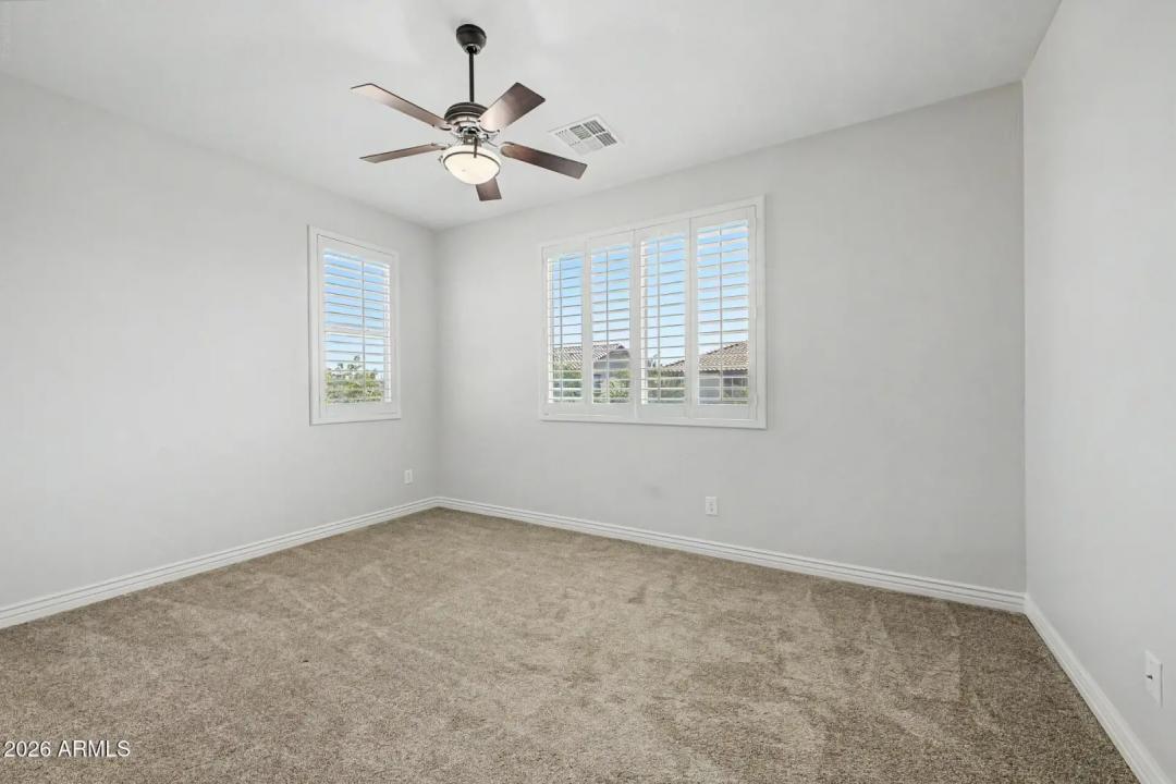 Real Estate Picture 39