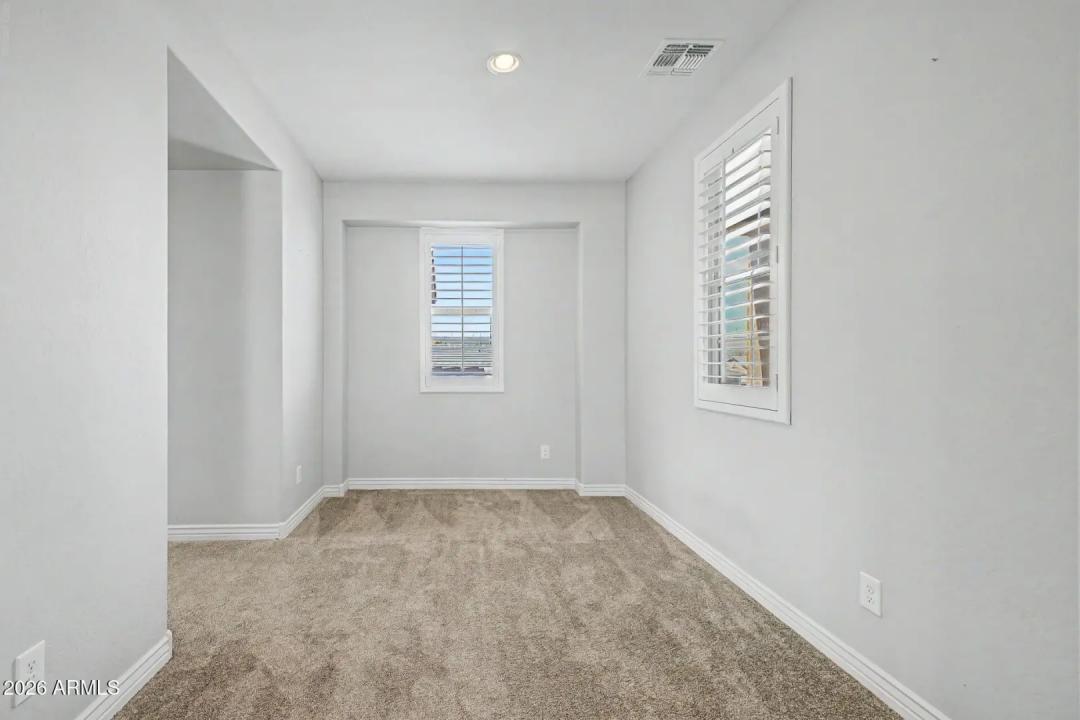 Real Estate Picture 40